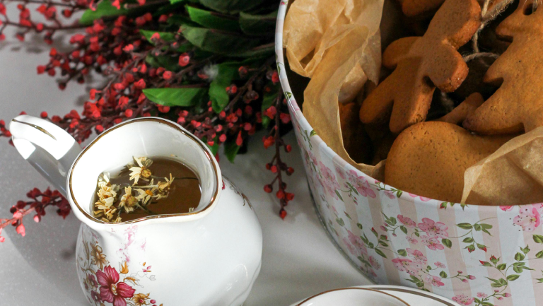 Gingerbread and Tea